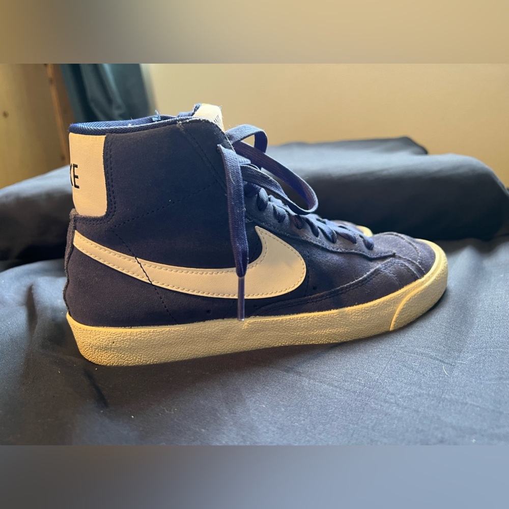 Nike Blazer Mid 77 Suede Deep Royal Blue Shoes